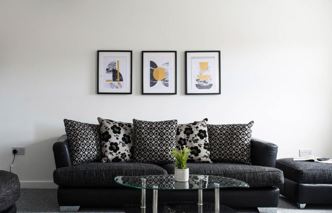 2 Bedroom Apartment Leamington Spa Hosted By Golden Key Lillington  Extérieur photo