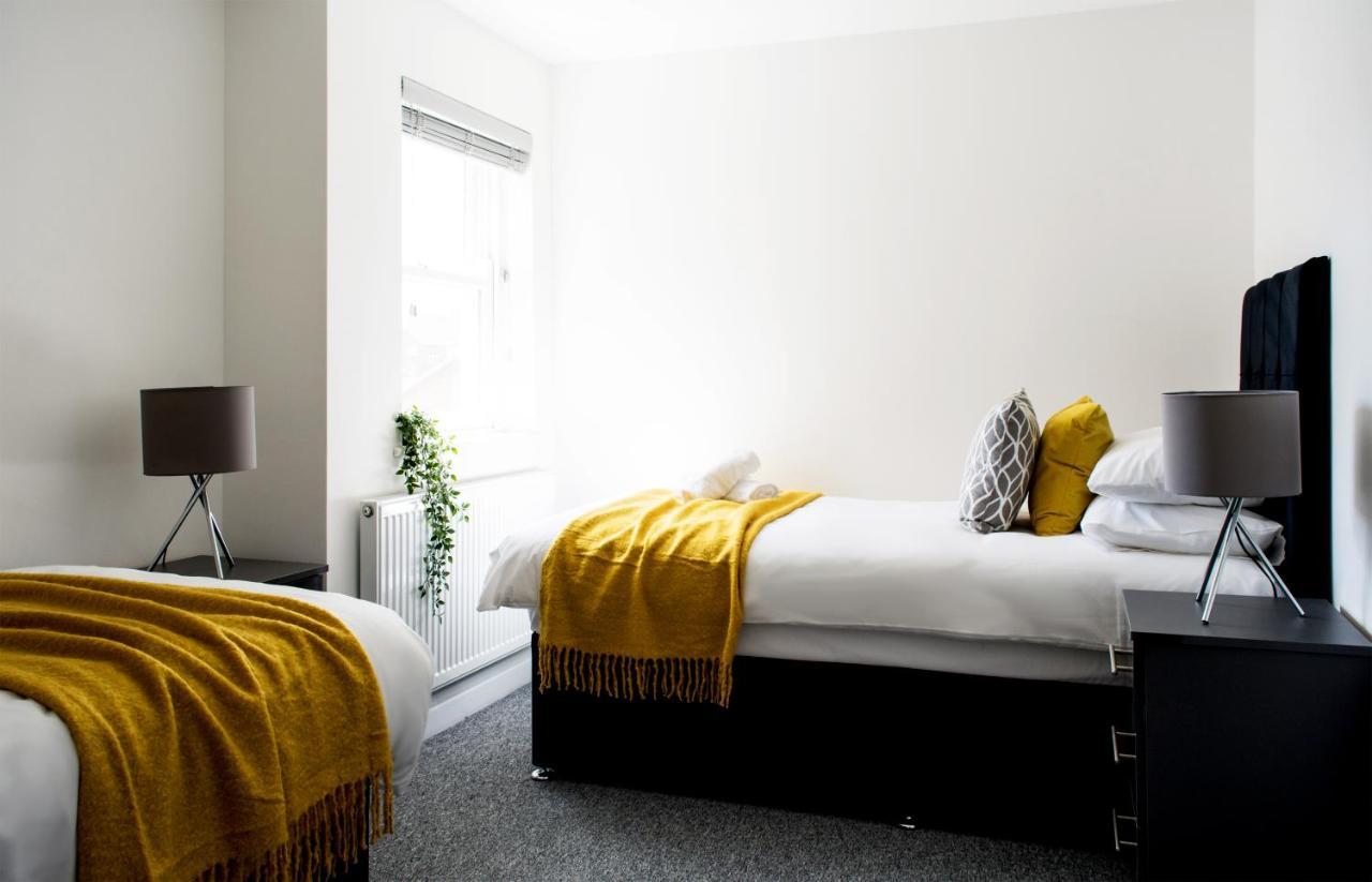 2 Bedroom Apartment Leamington Spa Hosted By Golden Key Lillington  Extérieur photo